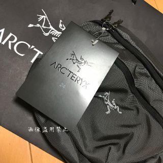 アークテリクス(ARC'TERYX)の新品未使用 アークテリクス マカ2 ダークグレー(ボディーバッグ)