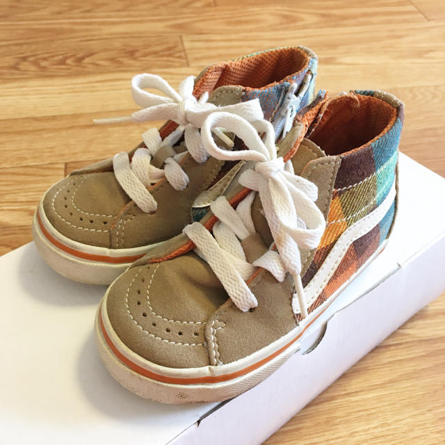 VANS(ヴァンズ)のVANS＊チェック柄ハイカットスニーカー キッズ/ベビー/マタニティのベビー靴/シューズ(~14cm)(スニーカー)の商品写真