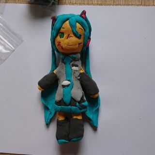 初心者が作った樹脂粘土の初音ミクの通販 ラクマ
