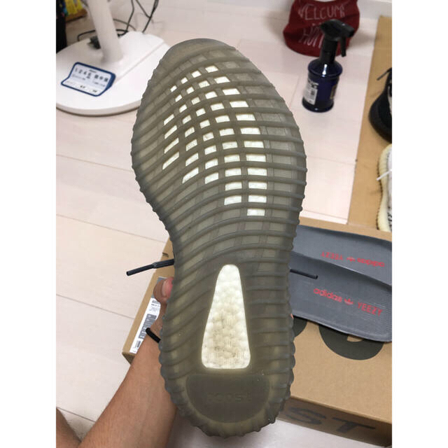 YEEZY BOOST 350 V2  メンズの靴/シューズ(スニーカー)の商品写真