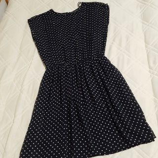 ザラ(ZARA)の美品　ZARA　ドット　ワンピース(ひざ丈ワンピース)