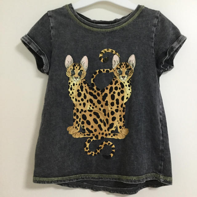 H&M(エイチアンドエム)のH&M Tシャツ 半袖 ロック アニマル 98  キッズ/ベビー/マタニティのキッズ服女の子用(90cm~)(Tシャツ/カットソー)の商品写真