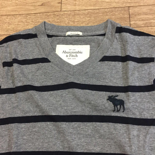 Abercrombie&Fitch(アバクロンビーアンドフィッチ)のAbercrombie&Fitch ボーダー Tシャツ  サイズM メンズのトップス(Tシャツ/カットソー(半袖/袖なし))の商品写真