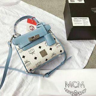 エムシーエム(MCM)ののこ様専用ページ(ハンドバッグ)