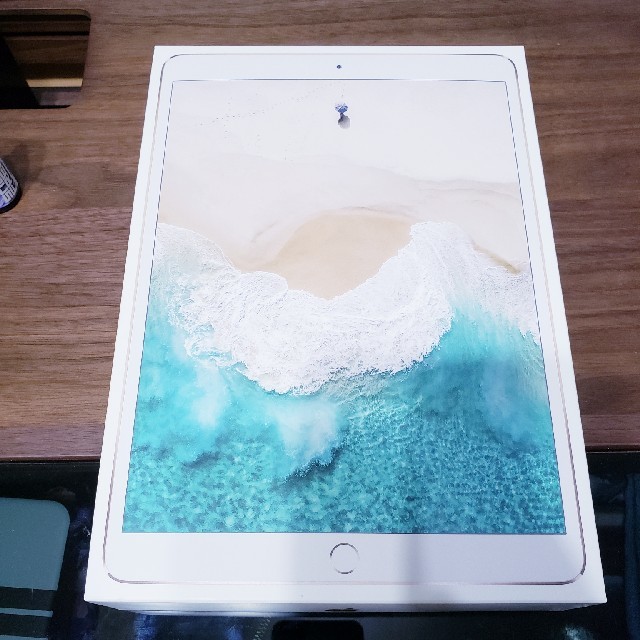 宅配便配送 Apple - iPadPro  10.5 64GB au タブレット
