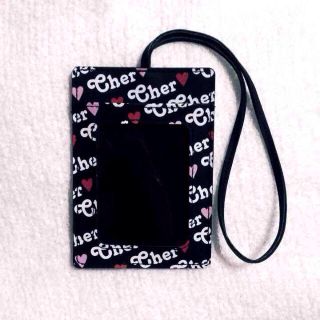 シェル(Cher)のcherパスケース（新品）(名刺入れ/定期入れ)