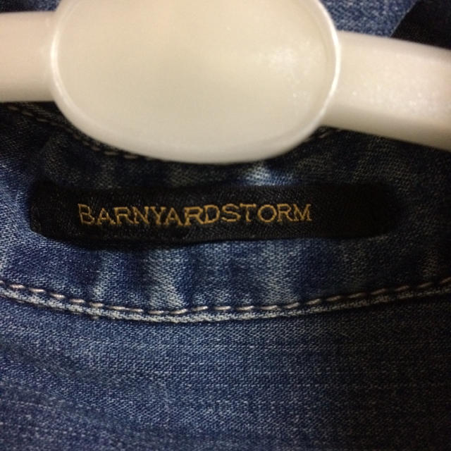 BARNYARDSTORM(バンヤードストーム)のデニムシャツ BARNYARDSTORM レディースのトップス(シャツ/ブラウス(長袖/七分))の商品写真