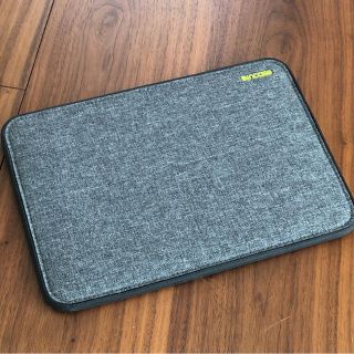 インケース(Incase)のIncase 11インチ ICON Sleeve for MacBook Air(PC周辺機器)