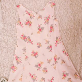 トッコ(tocco)のtocco closet♡新品未使用ハートカットフラワーワンピ(ミニワンピース)