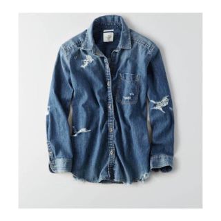 アメリカンイーグル(American Eagle)のオーバーサイズダメージデニムシャツ(シャツ/ブラウス(長袖/七分))