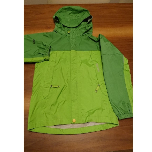 MARMOT(マーモット)のMarmot マウンテンパーカー キッズ/ベビー/マタニティのキッズ服男の子用(90cm~)(ジャケット/上着)の商品写真