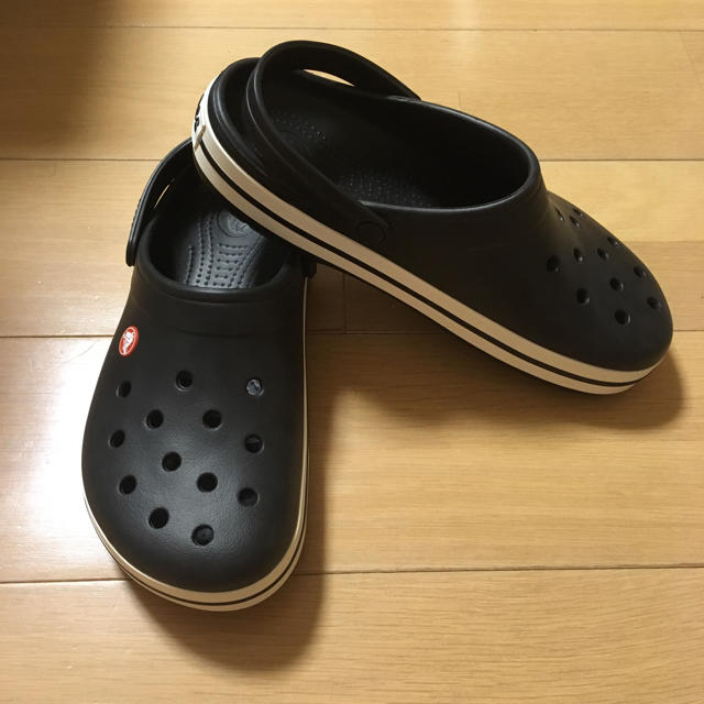 crocs(クロックス)のクロックス メンズ メンズの靴/シューズ(サンダル)の商品写真