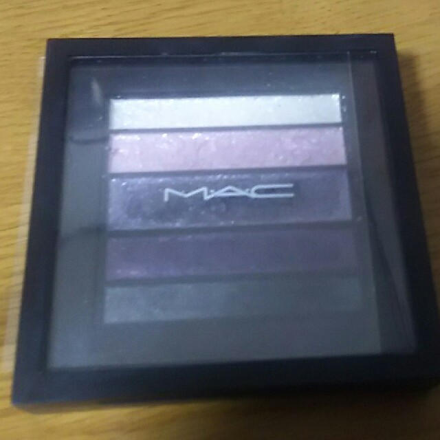 MAC(マック)のMAC ヴェラックスパールフュージョン シャドウ コスメ/美容のベースメイク/化粧品(アイシャドウ)の商品写真