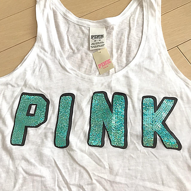 Victoria's Secret(ヴィクトリアズシークレット)のヴィクトリアシークレット ♡ タンクトップ キャミソール トップス PINK  レディースのトップス(タンクトップ)の商品写真