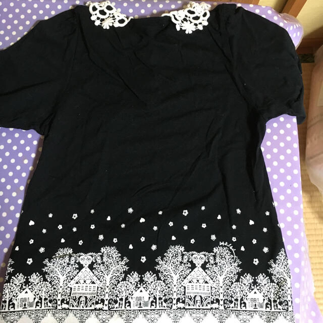 ANNA SUI(アナスイ)のANNA SUI ドーリードール プリントパフスリーブ袖ポロシャツ レディースのトップス(ポロシャツ)の商品写真