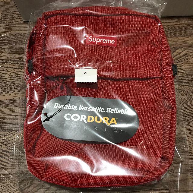 Supreme(シュプリーム)の国内正規品　18SS Supreme　Shoulder Bag Red メンズのバッグ(ショルダーバッグ)の商品写真