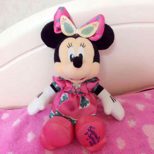 Disney(ディズニー)のくみ様専用 サマガ CMI ミニー エンタメ/ホビーのおもちゃ/ぬいぐるみ(ぬいぐるみ)の商品写真