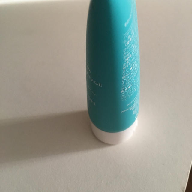 Moroccan oil(モロッカンオイル)のモロッカンオイル★ヘアスタイリングクリーム★75ml★美品★ コスメ/美容のヘアケア/スタイリング(ヘアワックス/ヘアクリーム)の商品写真