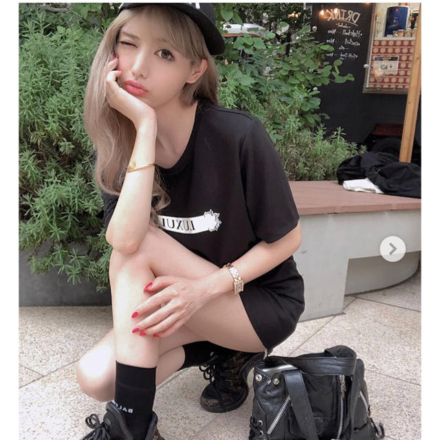 Rady(レディー)のRady  フレームluxuly メンズ Tシャツ メンズのトップス(Tシャツ/カットソー(半袖/袖なし))の商品写真