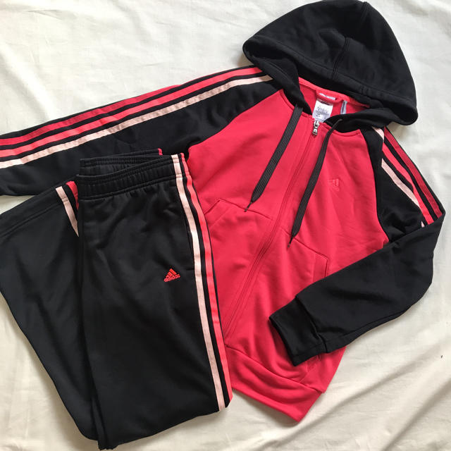 adidas(アディダス)のadidas ジャージ上下セット スポーツ/アウトドアのスポーツ/アウトドア その他(その他)の商品写真