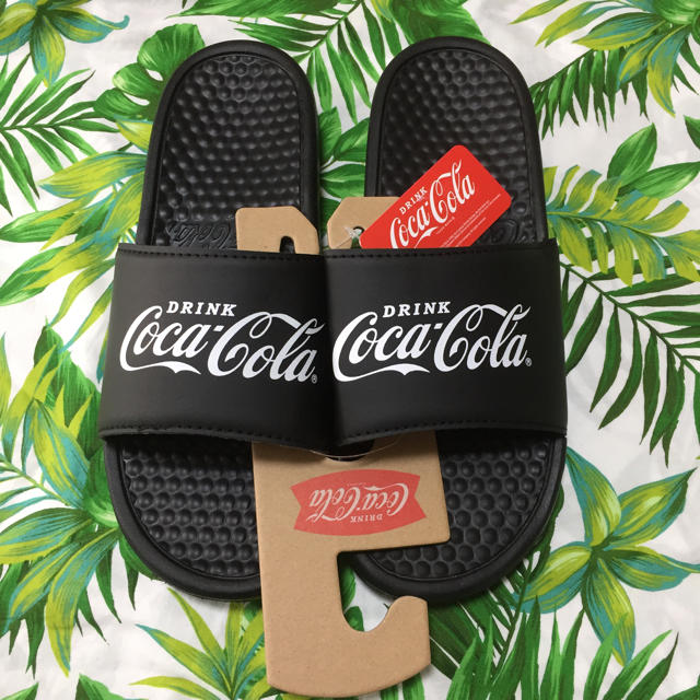 コカ・コーラ(コカコーラ)の新品＊タグ付き  コカコーラシャワーサンダル メンズの靴/シューズ(サンダル)の商品写真
