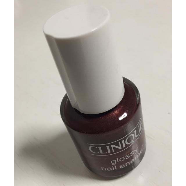 Clinique Clinique クリニーク ネイル ブロンズド プラム 29 の