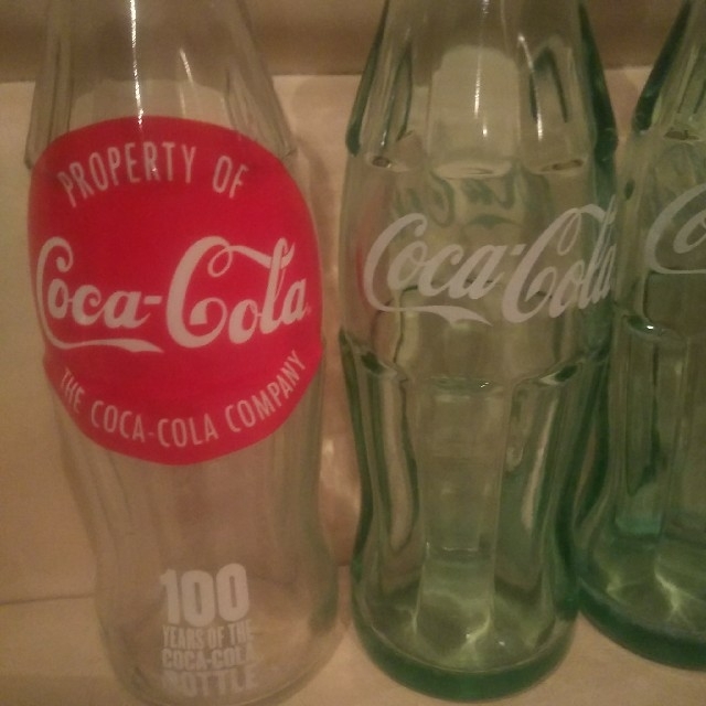 コカ コーラ コラコーラ 空き瓶 ４本セット お洒落なインテリア用に の通販 By ま み S Shop コカコーラならラクマ