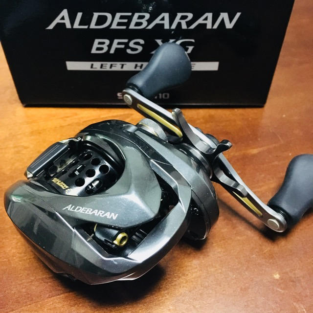 SHIMANO(シマノ)のyucco.様専用 シマノ アルデバラン16 BFS XG【LeftHandle スポーツ/アウトドアのフィッシング(リール)の商品写真