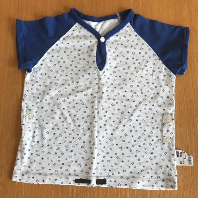 UNIQLO(ユニクロ)の【UNIQLO】 80サイズ パジャマ上下  キッズ/ベビー/マタニティのベビー服(~85cm)(パジャマ)の商品写真