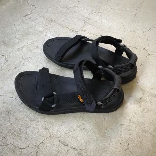 テバ(Teva)のサンダル(サンダル)