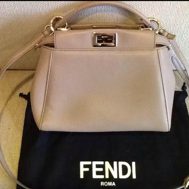 FENDI Peekaboo mini