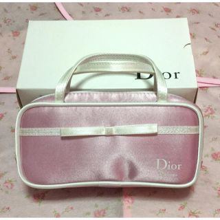 ディオール(Dior)の新品未使用。箱付きディオール ポーチ Dior ピンクリボン付きサテン(ポーチ)