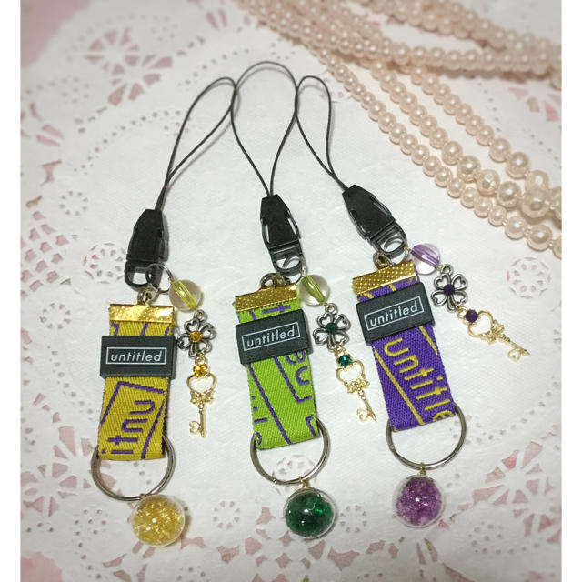 嵐(アラシ)の「Five starの結」をイメージしたハンドメイド キーホルダー ストラップ黄 ハンドメイドのアクセサリー(キーホルダー/ストラップ)の商品写真