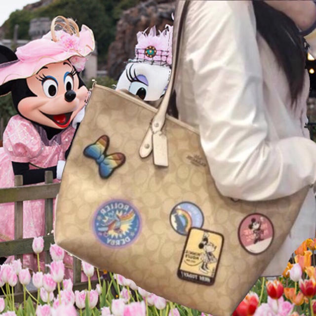 COACH - 訳あり☆新品❣️新作コーチ×ディズニーコラボ ミニーマウス