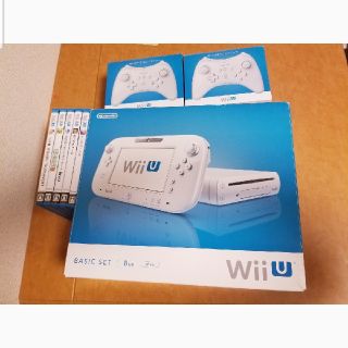 ウィーユー(Wii U)のWii U 本体 コントローラ×2 ソフト5本付！(家庭用ゲーム機本体)