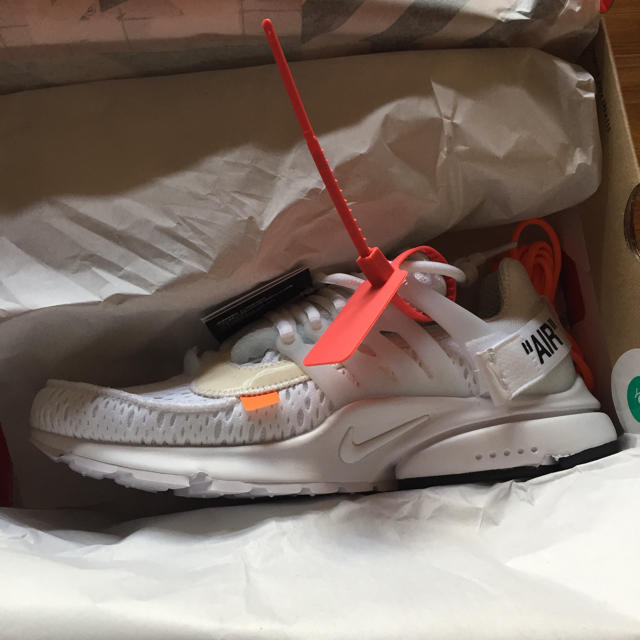 ナイキ エアプレスト オフホワイト nike offwhite