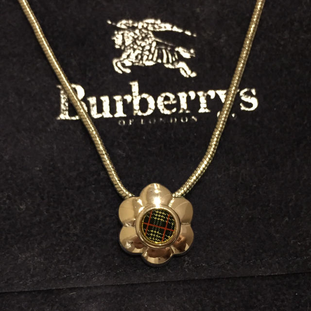 BURBERRY(バーバリー)のBurberrys(バーバリー)ライセンス物のネックレス レディースのアクセサリー(ネックレス)の商品写真