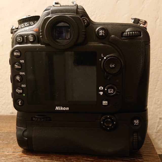 Nikon - Nikon D7200 MB-D15 丸型アイピース(DK-17 NEPS1)の通販 by 昼鷹's shop｜ニコンならラクマ