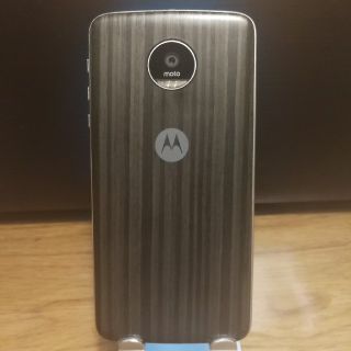 Motorola XT1635-02 32GB(スマートフォン本体)