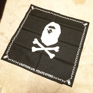 アベイシングエイプ(A BATHING APE)の【未使用】A BATHING APE アベイシングエイプ★バンダナ★黒(バンダナ/スカーフ)