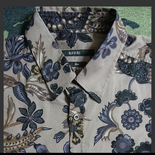 Gucci(グッチ)の値下げグッチ(花柄プリントシャツ) メンズのトップス(シャツ)の商品写真