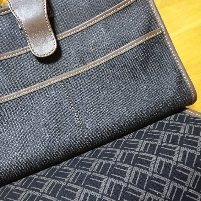 Dunhill(ダンヒル)のダンヒル セカンドバック メンズのバッグ(セカンドバッグ/クラッチバッグ)の商品写真