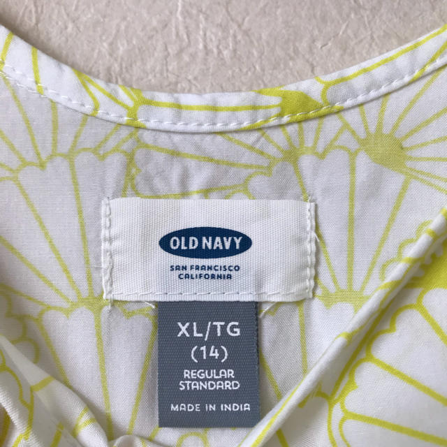 Old Navy(オールドネイビー)のオールドネイビー  ノースリーブ レディースのトップス(Tシャツ(半袖/袖なし))の商品写真