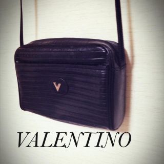 ヴァレンティノ(VALENTINO)のVALENTINO★ショルダーバッグ(ショルダーバッグ)