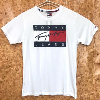 トミーヒルフィガー(TOMMY HILFIGER)のちょい傷 レア サインイン♪ トミー ジーンズ ビッグフラッグ T 白 L(Tシャツ/カットソー(半袖/袖なし))