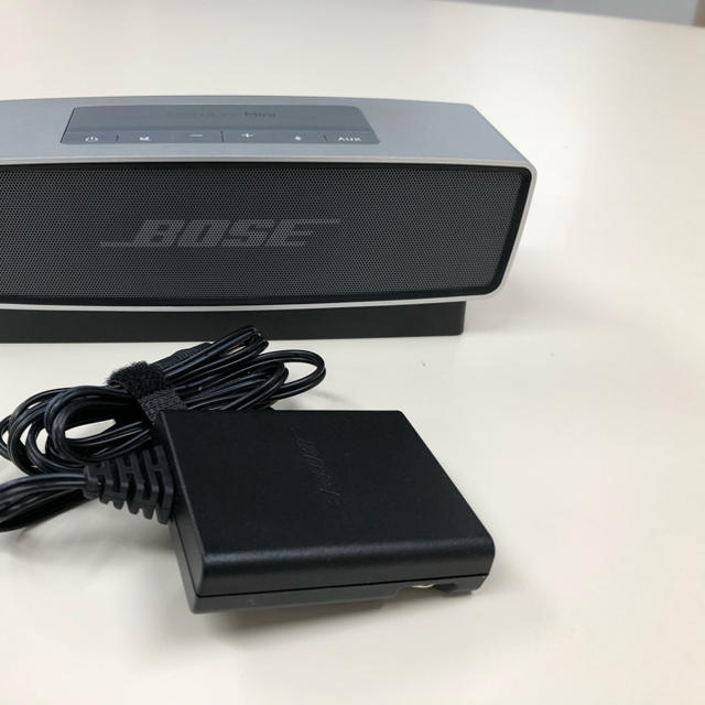 BOSE(ボーズ)のBose SoundLink Mini シルバー スマホ/家電/カメラのオーディオ機器(スピーカー)の商品写真