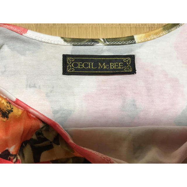 CECIL McBEE(セシルマクビー)のCECIL Mc BEE キャミソール タンクトップ 花柄 レディースのトップス(キャミソール)の商品写真