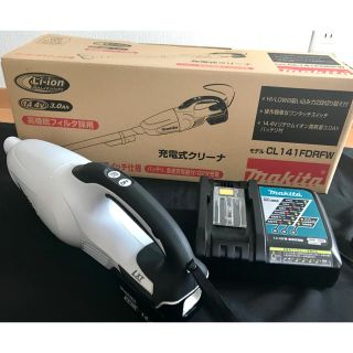 マキタ(Makita)のマキタ 充電式クリーナ CL141FDRFW(掃除機)