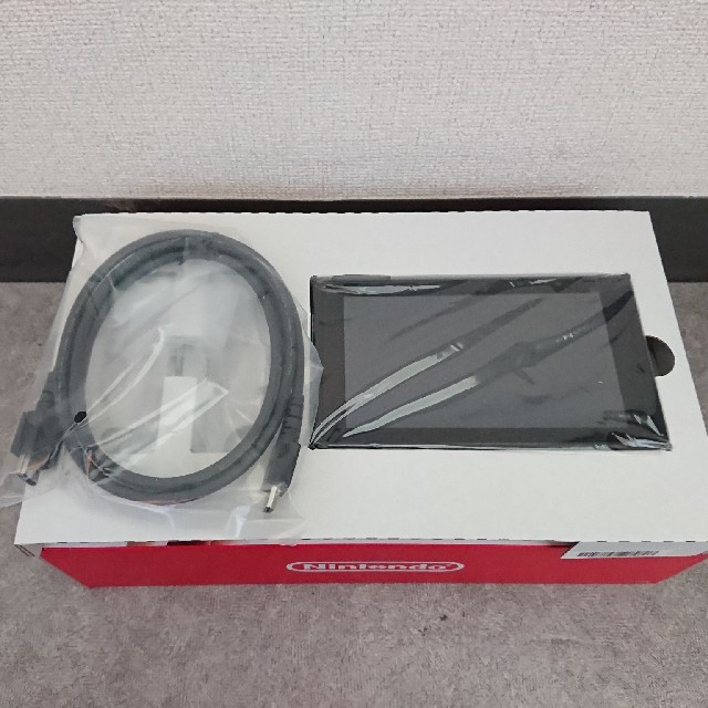 美品 nintendo switch グレー 送料無料 美品 nintendo switch グレー 送料無料