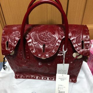 グレースコンチネンタル(GRACE CONTINENTAL)のはるっち様専用☆カービングマエストラS-18AW☆レッド(ハンドバッグ)